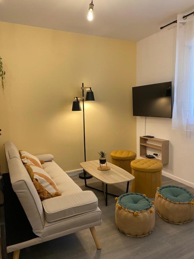 Sleep In La Mulatiere Apartment Bagian luar foto